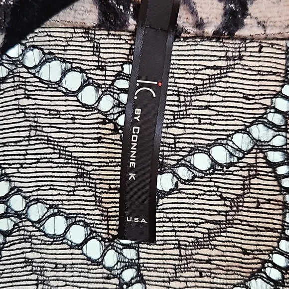 Tunic top - Picture 2 of 3